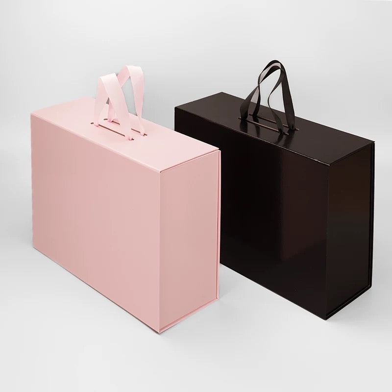Custom collapsible rigid magnetic gift box — pink and black boxes